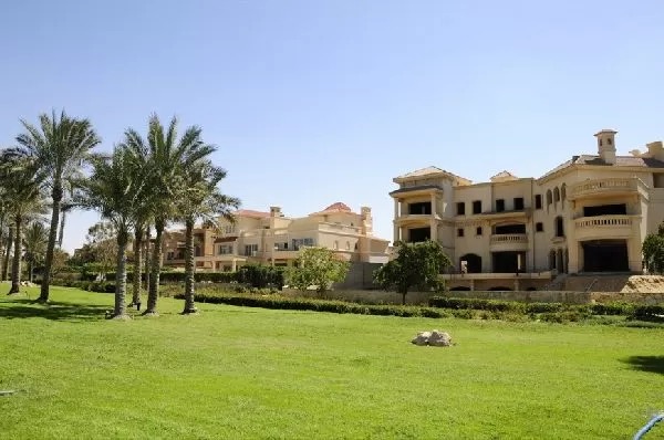 كمبوند أرابيلا بارك التجمع الخامس - Compound Arabella Fifth Settlement