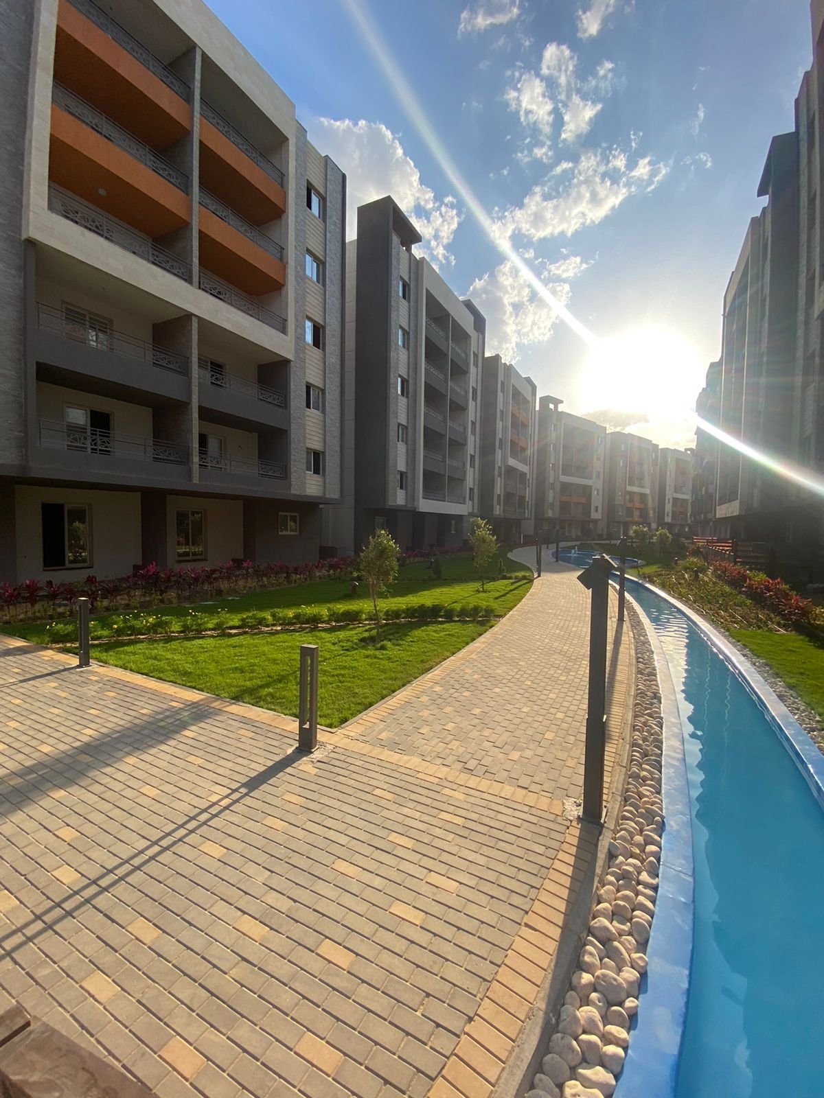 شقة سكنية إستلام فوري (السادس من أكتوبر)