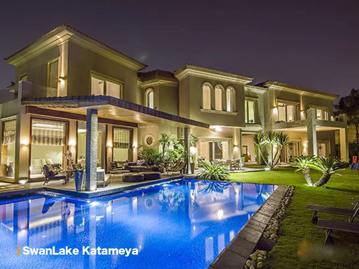 كمبوند سوان ليك القطامية التجمع الخامس